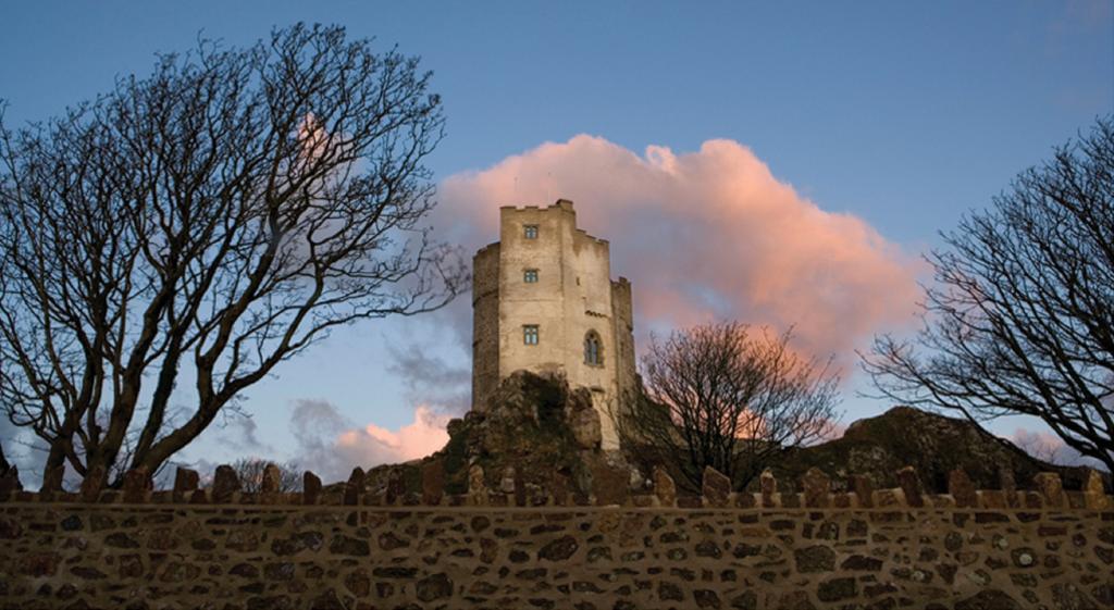 Roch Castle Hotel Buitenkant foto